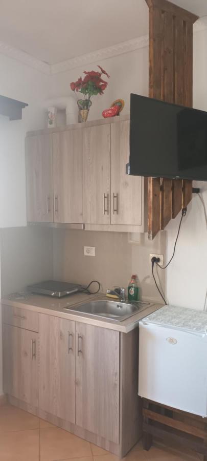 Apartments Resul Pushi Ксамил Экстерьер фото